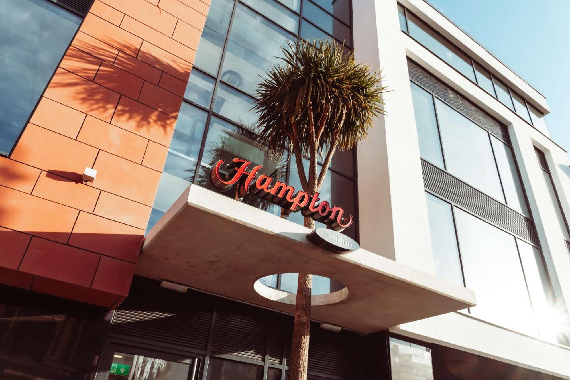Hampton By Hilton Torquay Hotell Eksteriør bilde